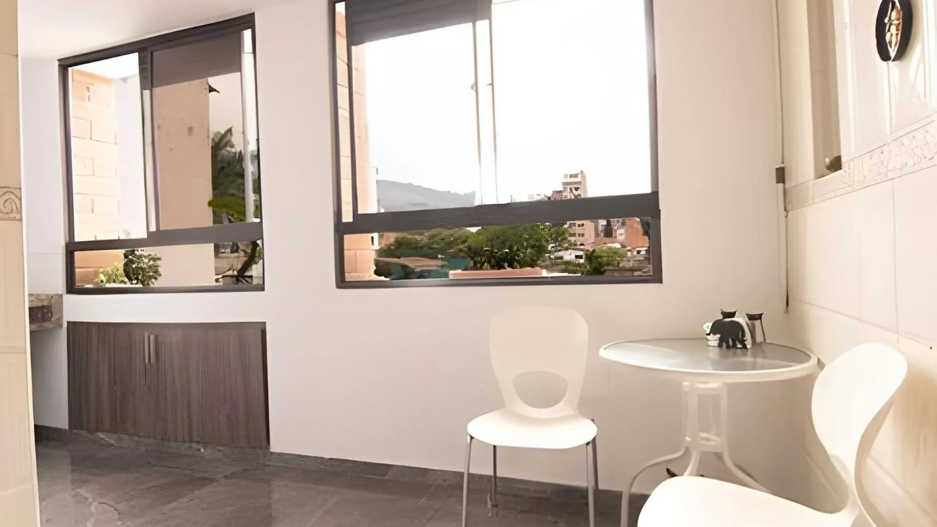 Laureles Amplio Fresco Acogedor 8 Personas Apartment Medellin