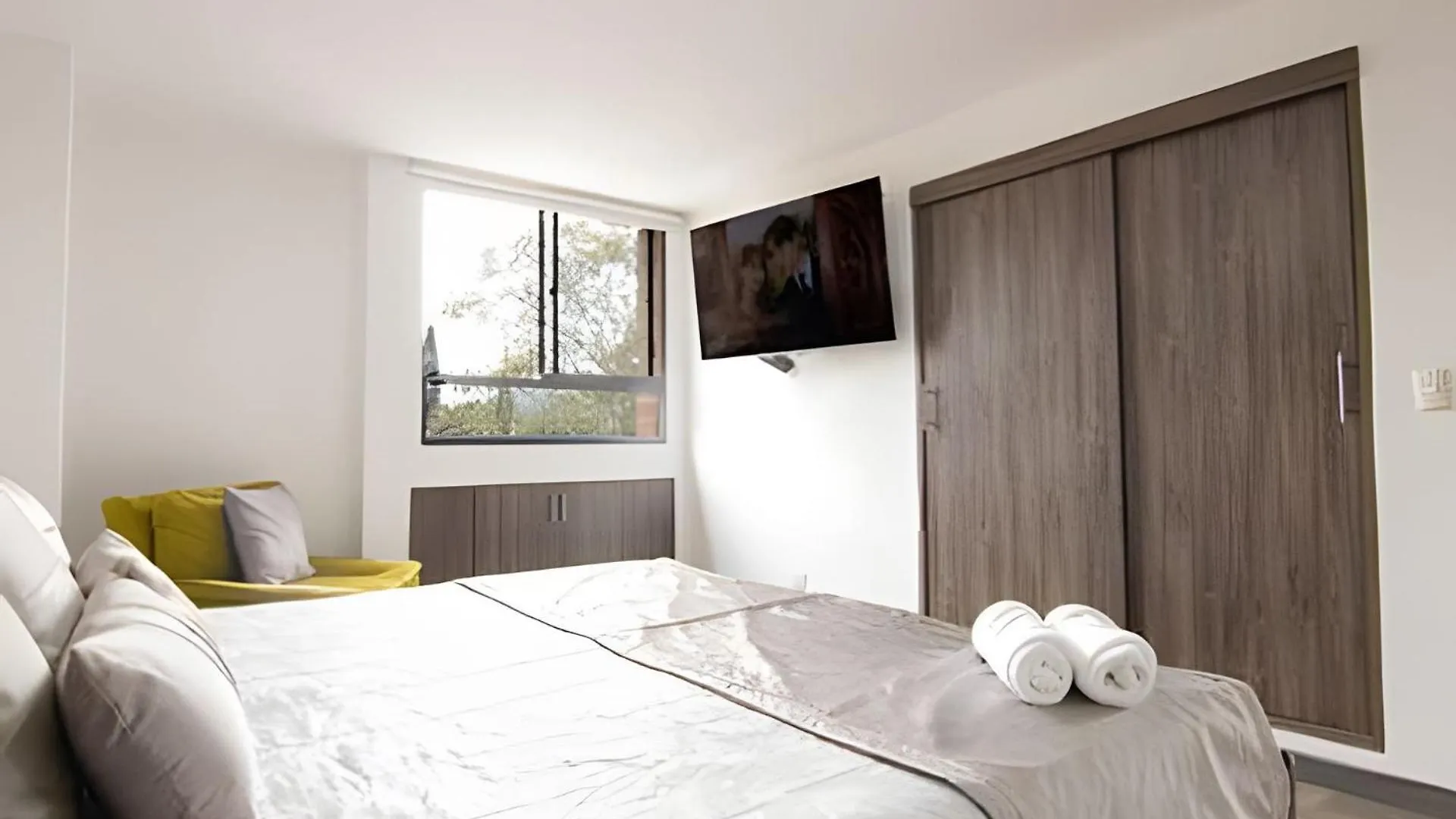 Laureles Amplio Fresco Acogedor 8 Personas Apartment Medellin 0*,  Colombia