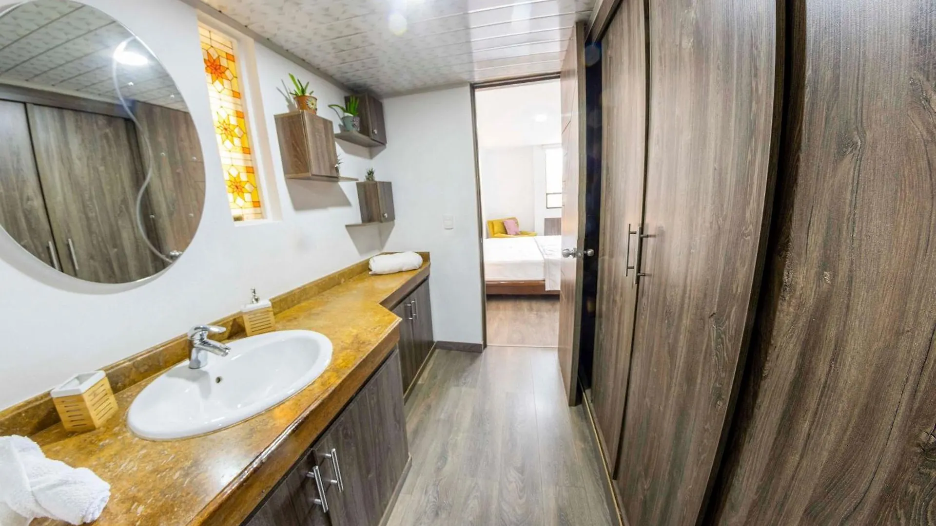 Laureles Amplio Fresco Acogedor 8 Personas Apartment Medellin