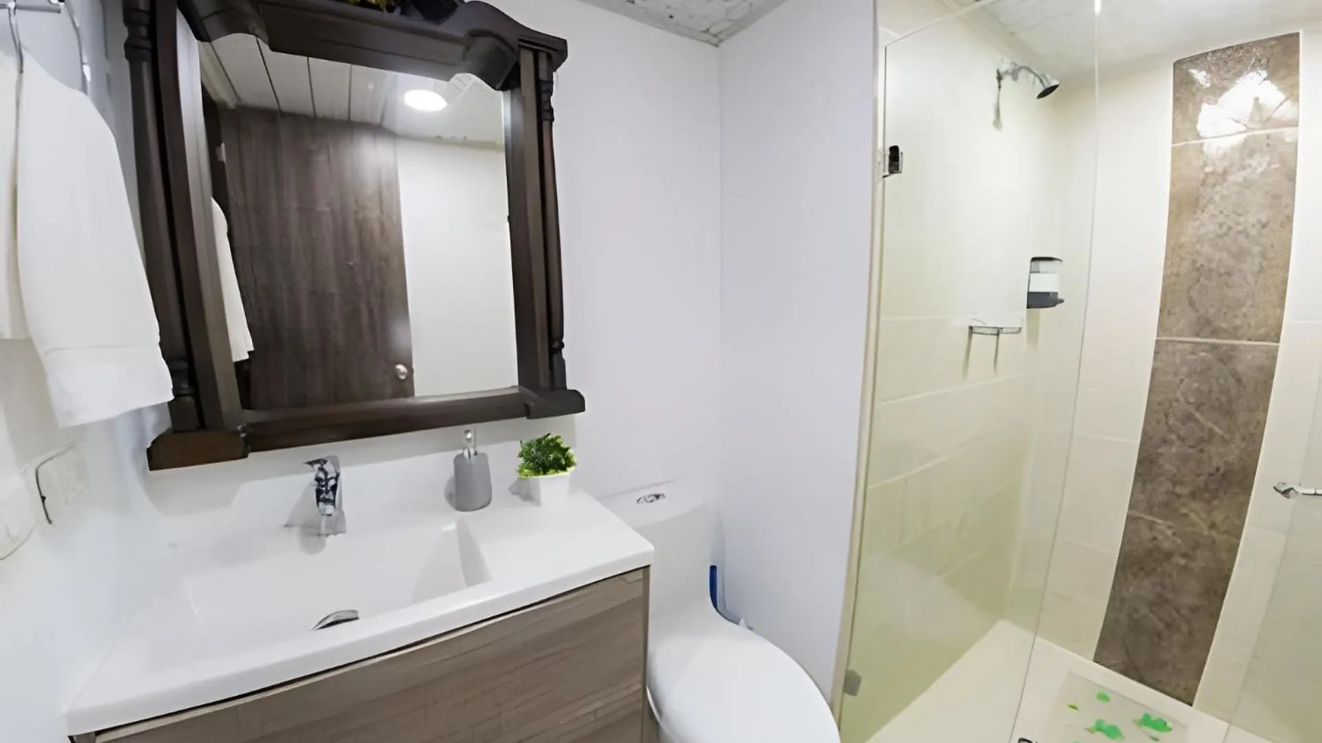 Laureles Amplio Fresco Acogedor 8 Personas Apartment Medellin