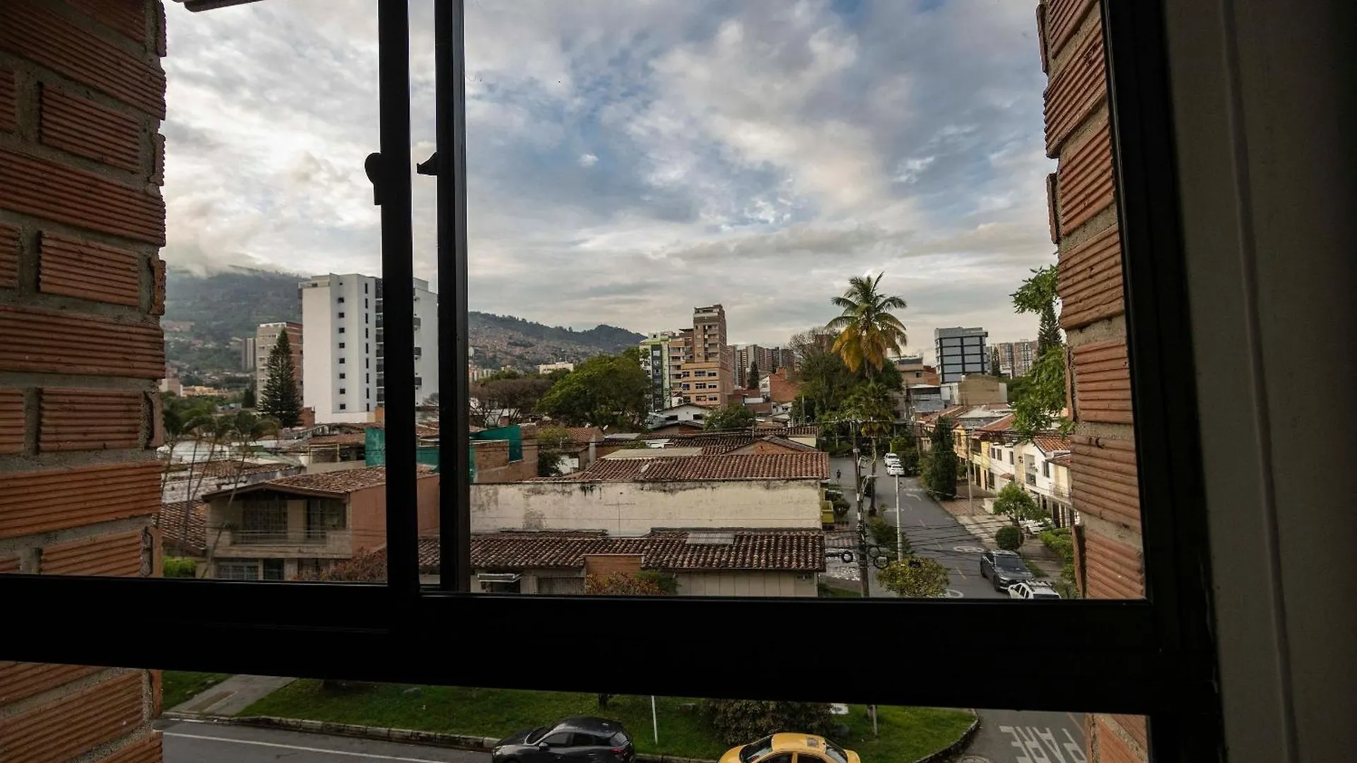 Laureles Amplio Fresco Acogedor 8 Personas Apartment Medellin