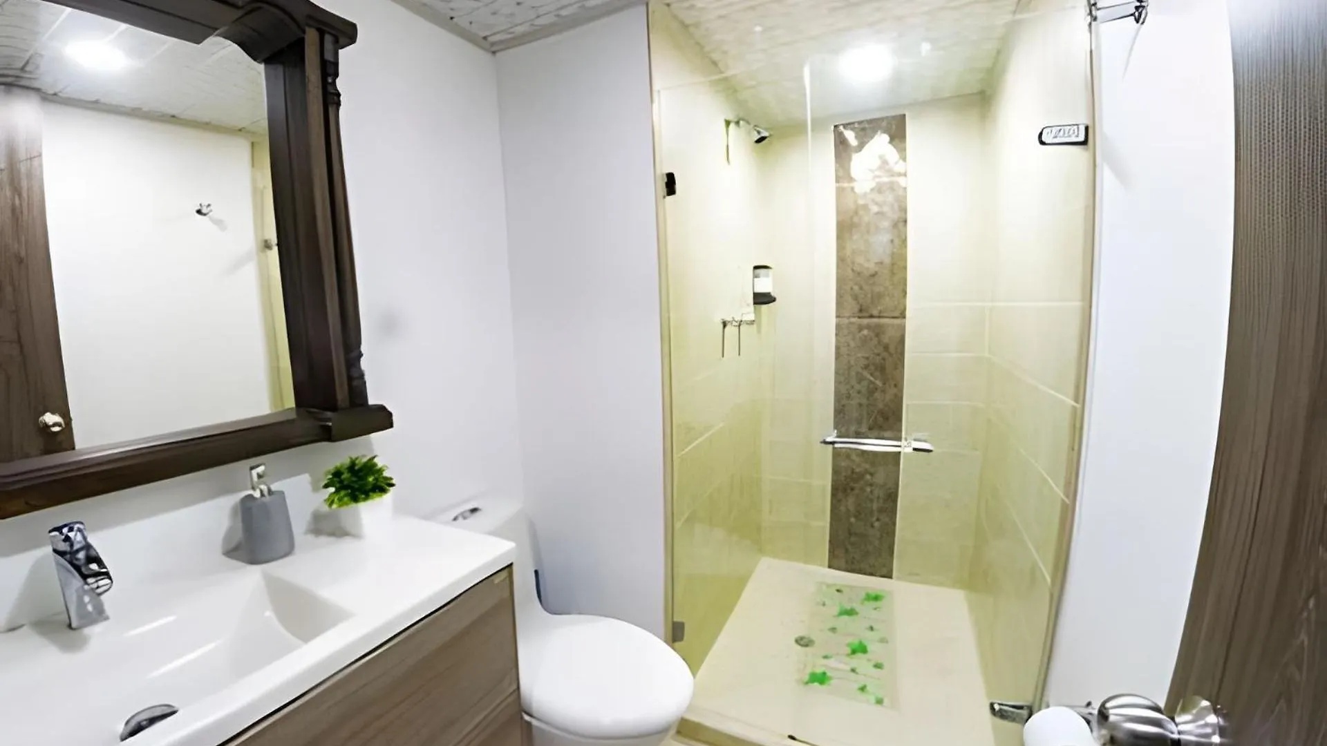 Laureles Amplio Fresco Acogedor 8 Personas Apartment Medellin 0*,