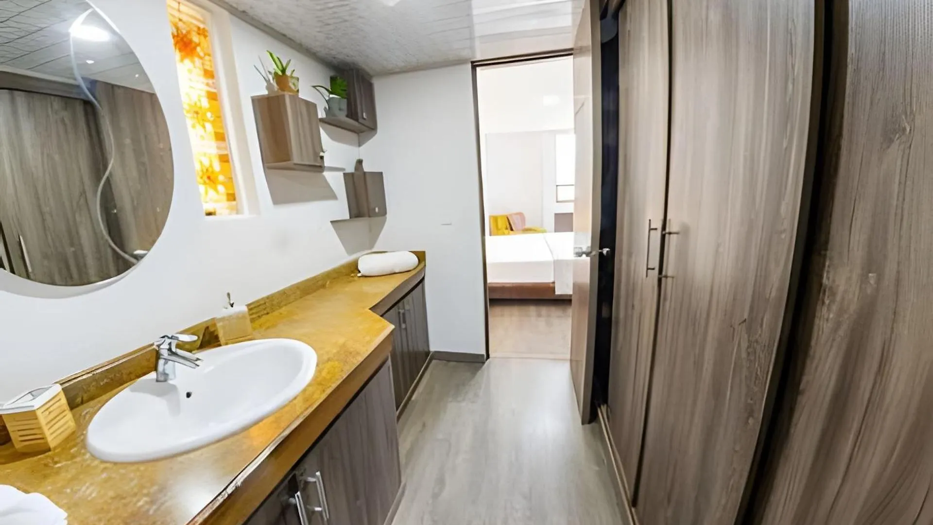 Laureles Amplio Fresco Acogedor 8 Personas Apartment Medellin Colombia